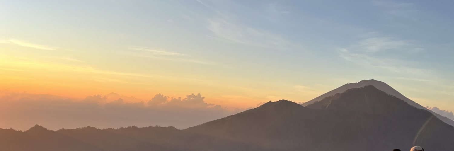 lenahbl's profile banner image