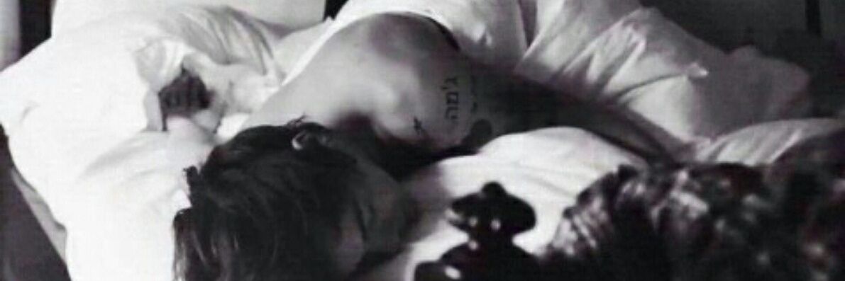 onedirectiono0_'s profile banner image