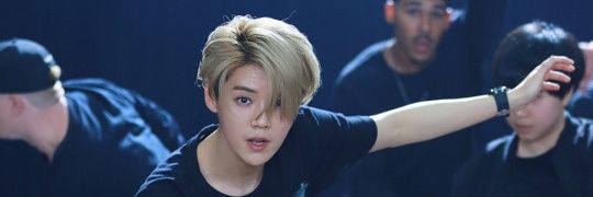 blondeIuhan's profile banner image