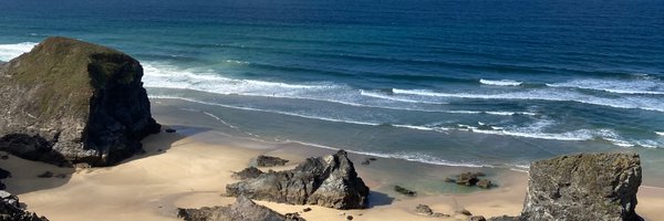 toria_talks Profile Banner