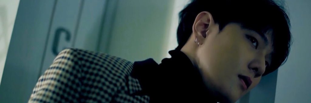 eredong's profile banner image