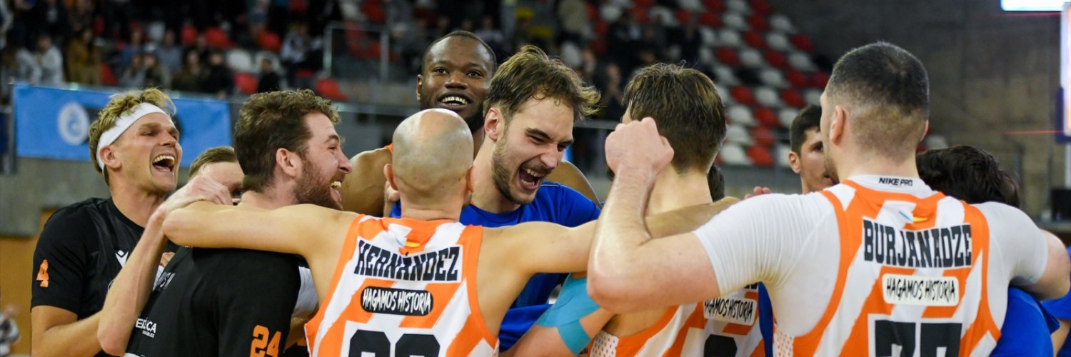 Dalva Martínez 🏀🍊 banner