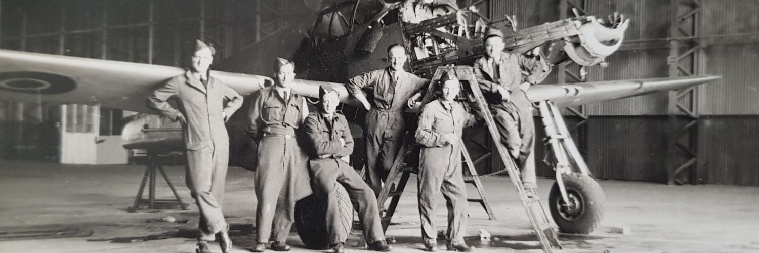 Simon English 🇬🇧🏳️‍🌈 banner