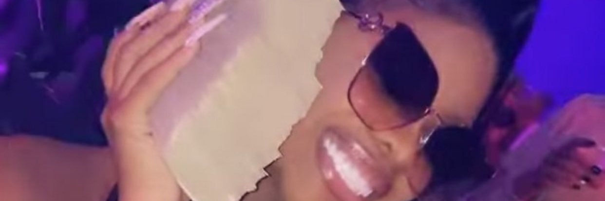 CERTIFIED VYE FAMN ⁶𓅓🫶🏾 banner