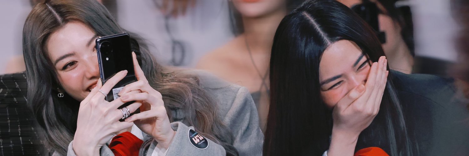 𝑻𝒂𝒆𝒚. s 🦜🐥 banner