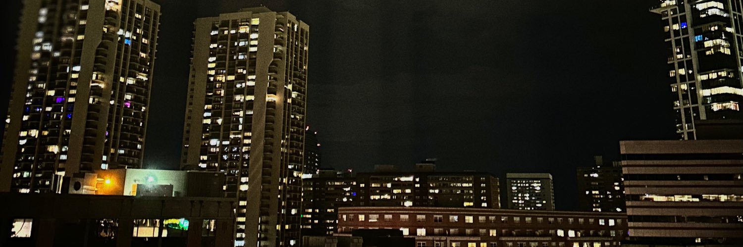 livpell2's profile banner image