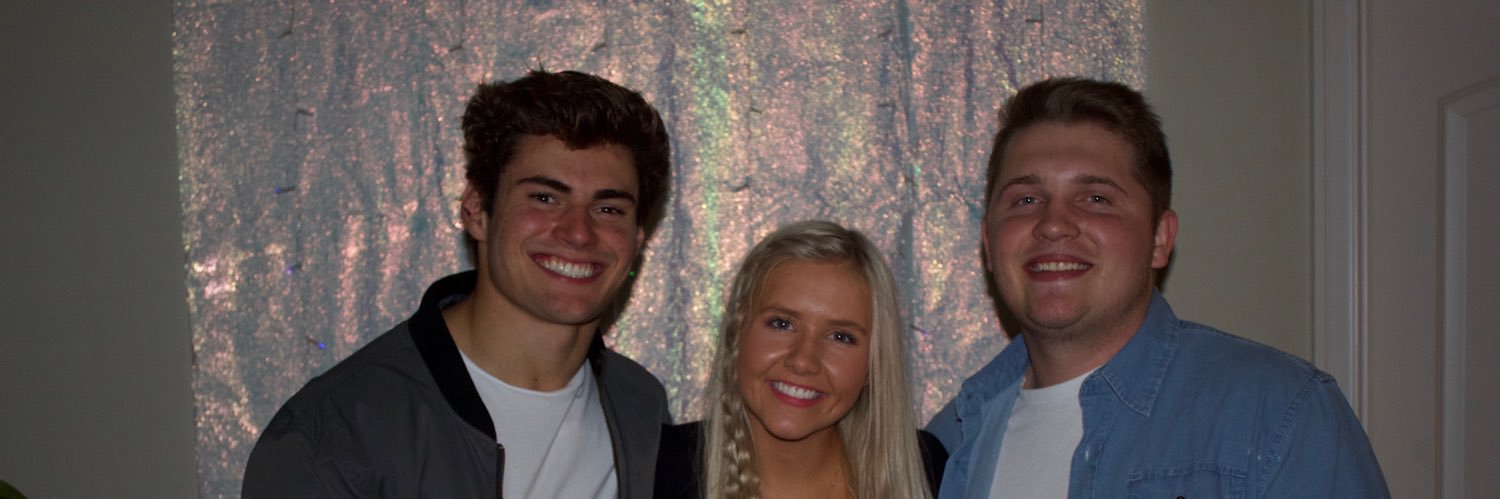 ReecieT15's profile banner image