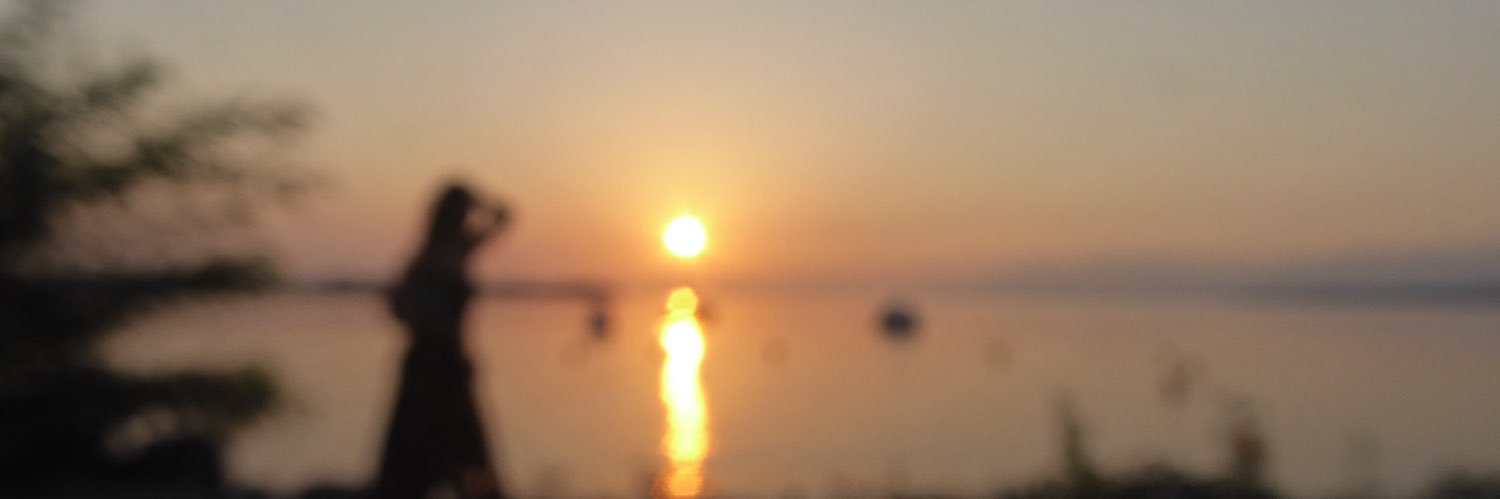 evaaa_2304's profile banner image