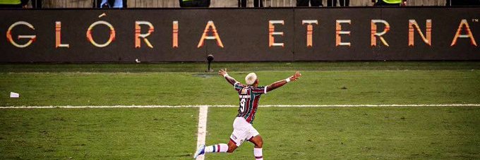 efevechagas's profile banner image