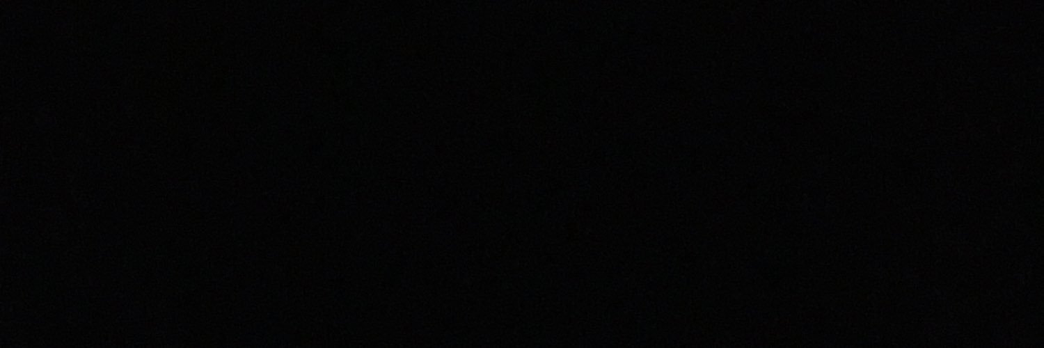 uhAzn's profile banner image