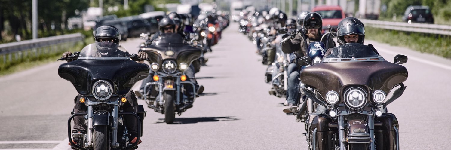 трек, що не вивозить banner