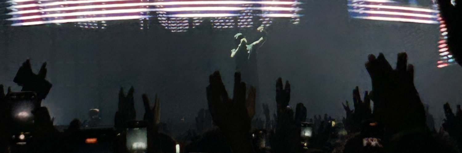 rztop_'s profile banner image