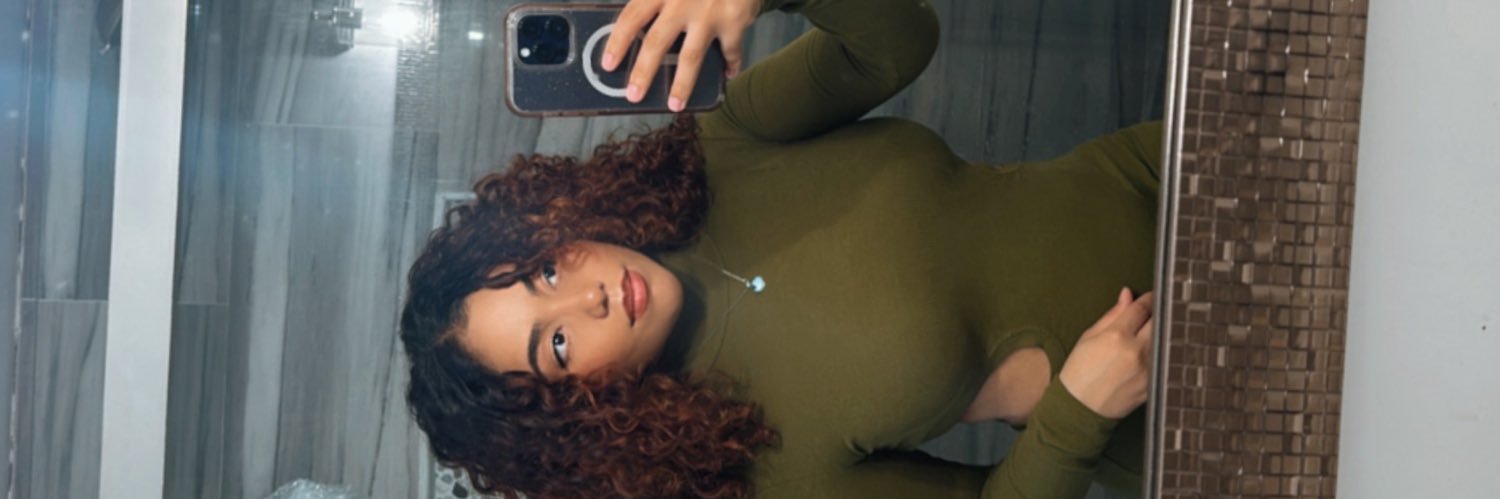 _denisemarian_'s profile banner image