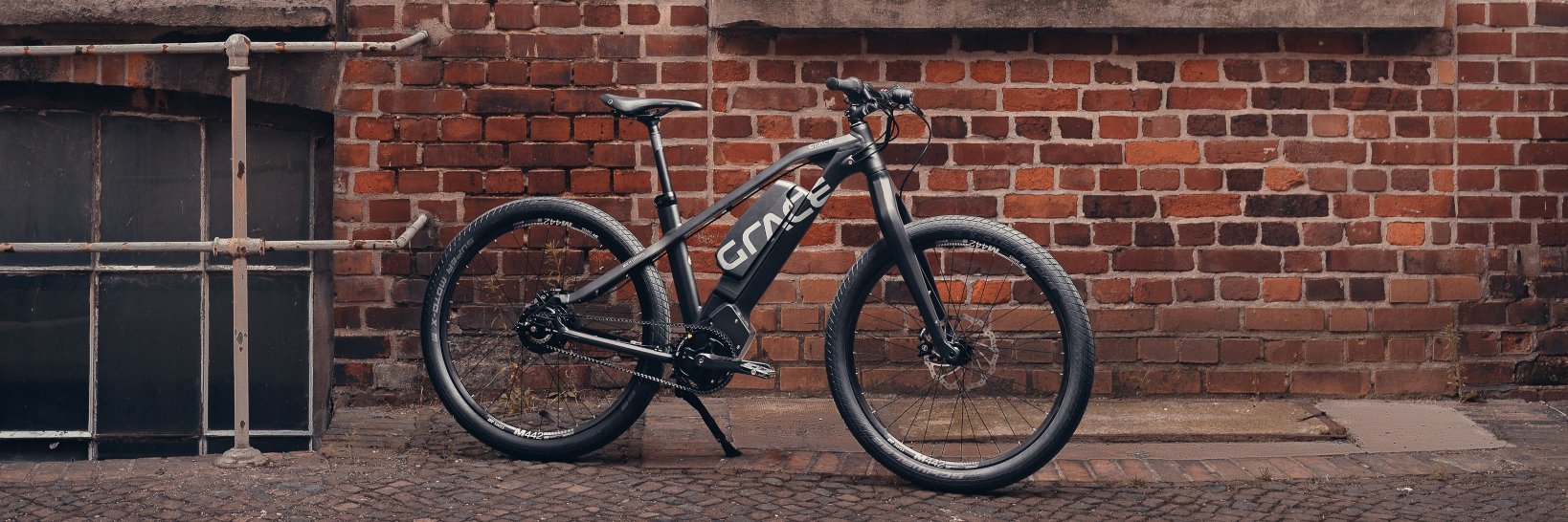 gracebikes's profile banner image