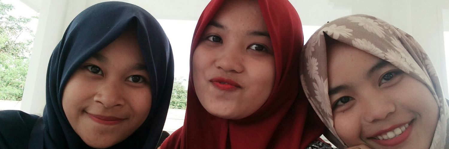 dinarjuniawati's profile banner image