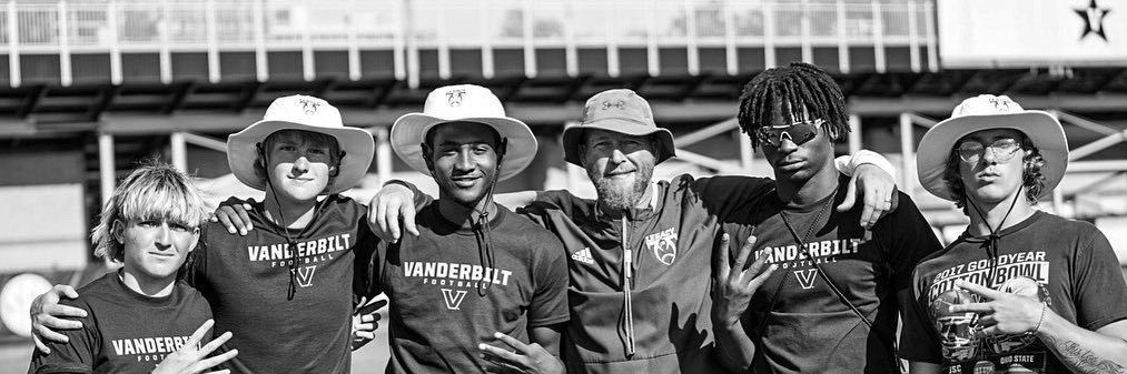 Kevin Peters🏈 banner