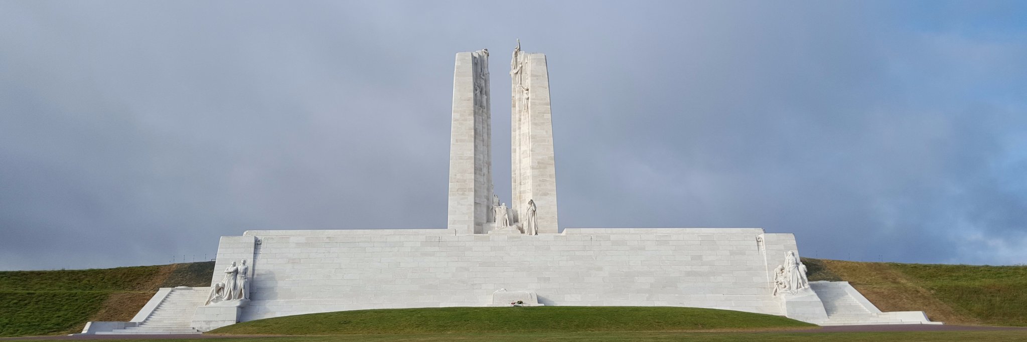 Hugo Rodrigues banner