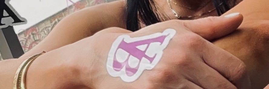 Audrey Bitoni banner