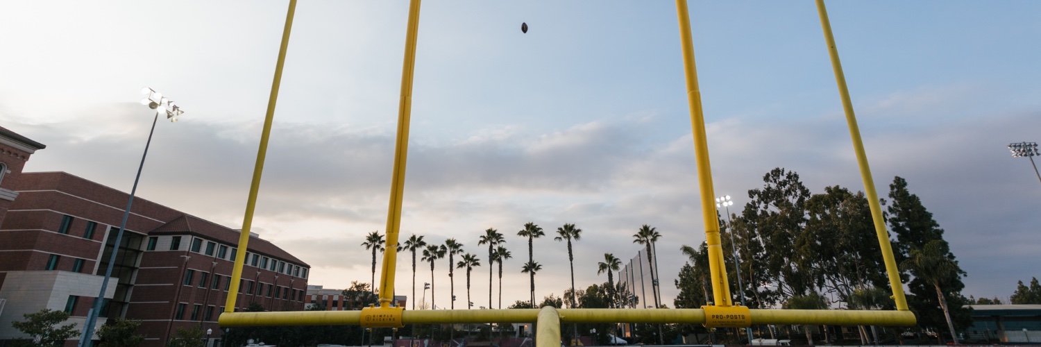 Simple Kicking banner