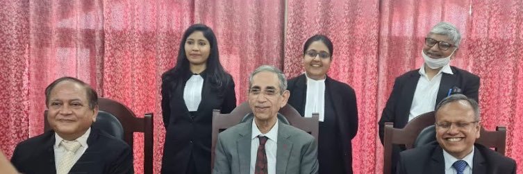advhashmii's profile banner image