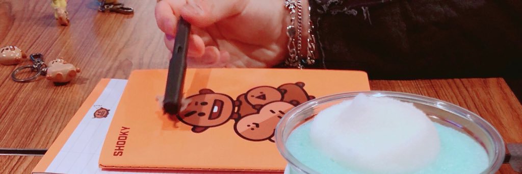 bts_yng's profile banner image