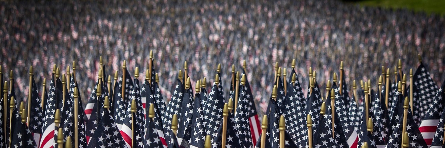 dis_is_true's profile banner image