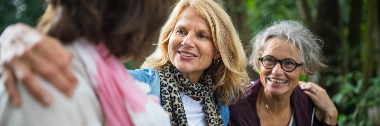 Tracy MacNeal banner