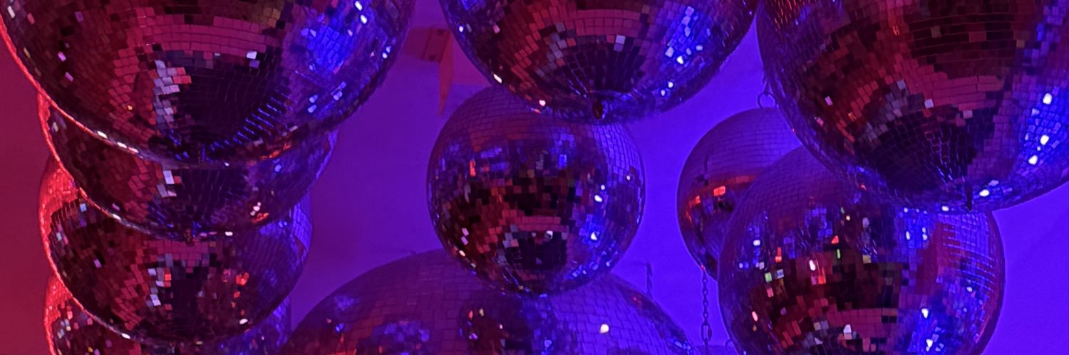 twmsxo's profile banner image