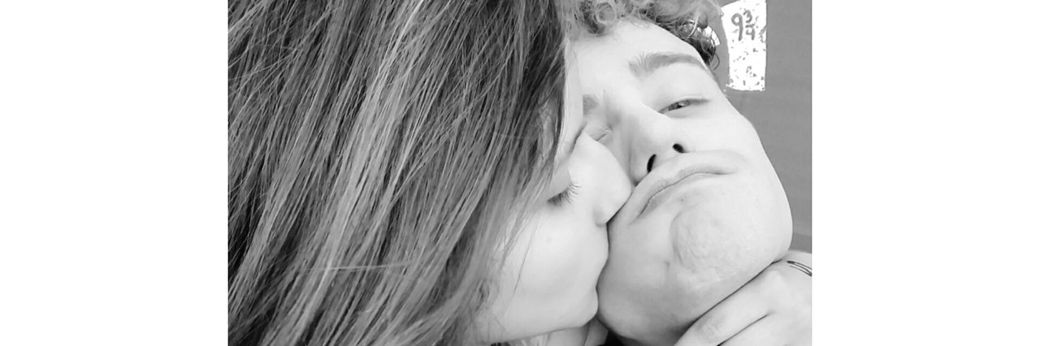mireia_om__'s profile banner image