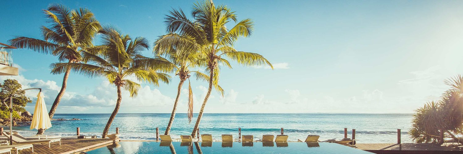 CaranaBeach Hotel banner