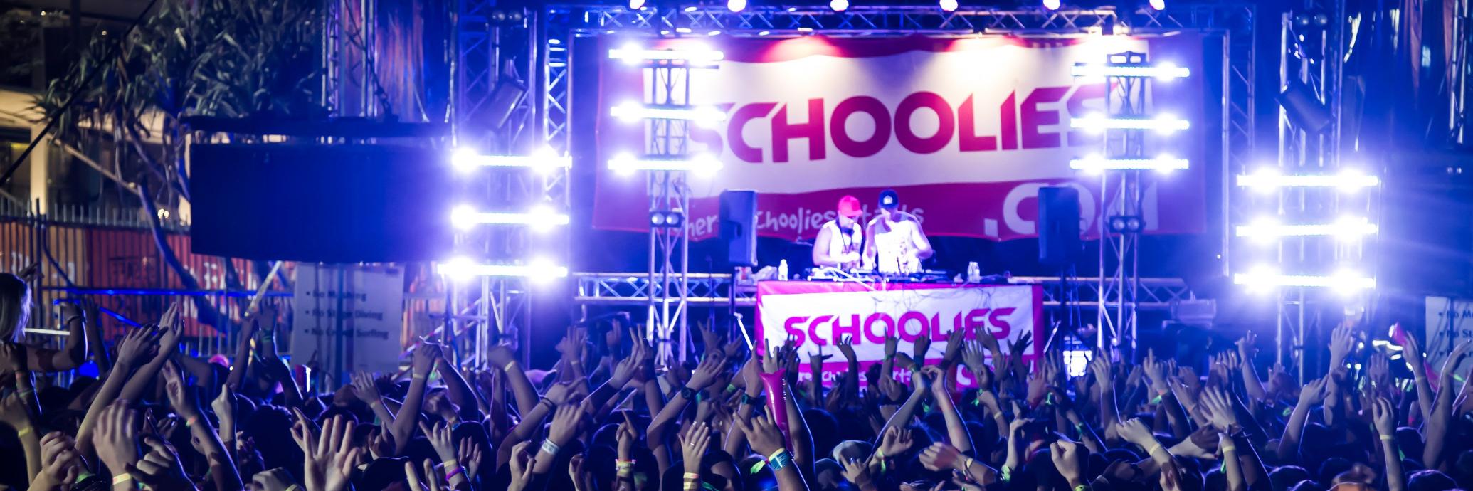 Schooliesdotcom's profile banner image