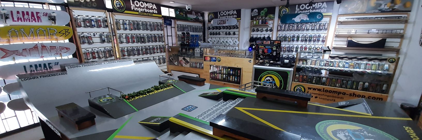 LoompaFB's profile banner image