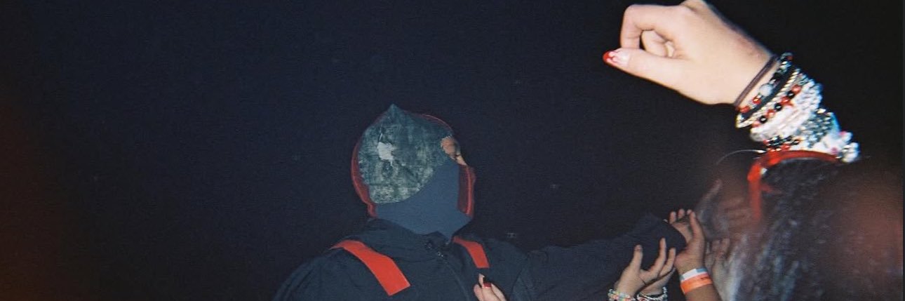 liv 🦇 banner