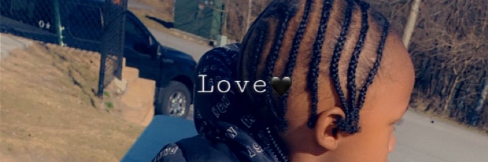 prettyeyesshy's profile banner image