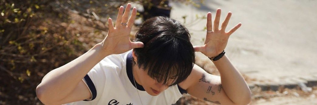 closetmyb's profile banner image