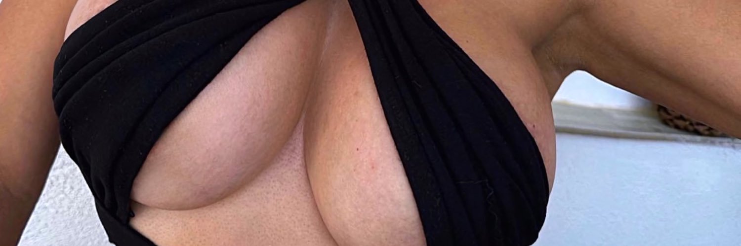 Freakyy_daisy's profile banner image