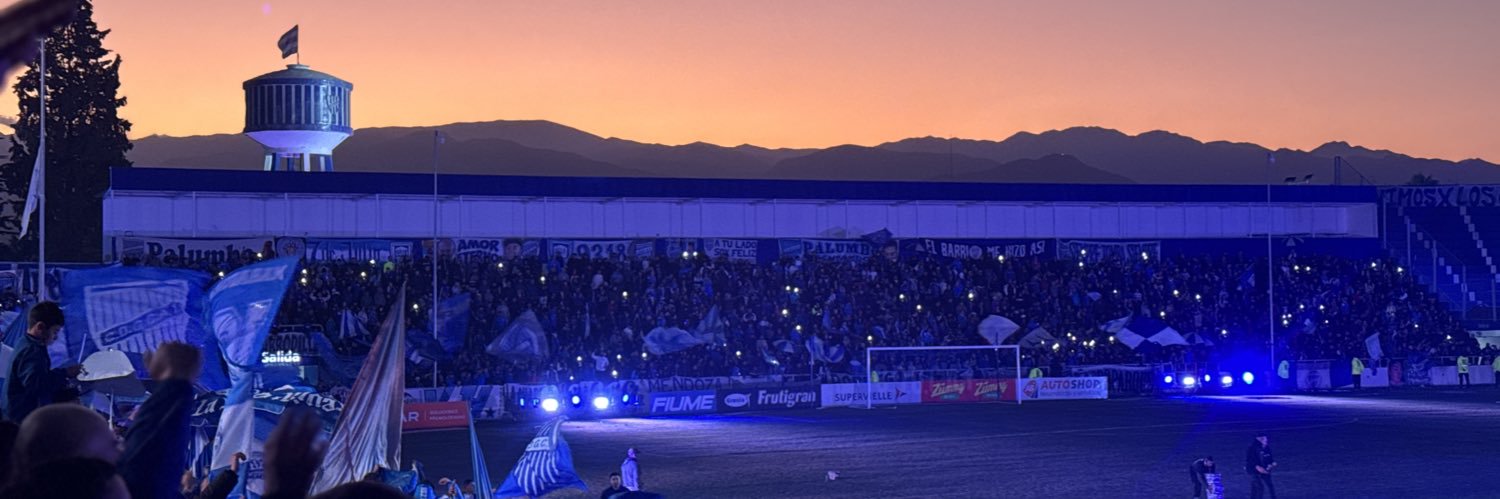 Aritaa GC💙🤍 banner