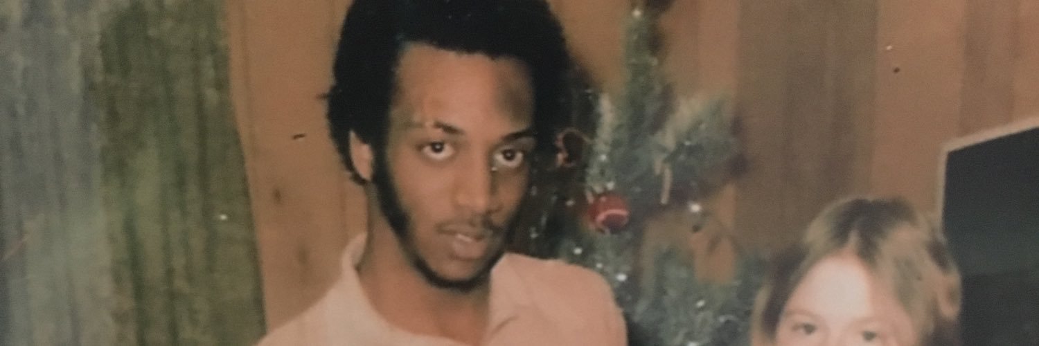 shacstackin's profile banner image