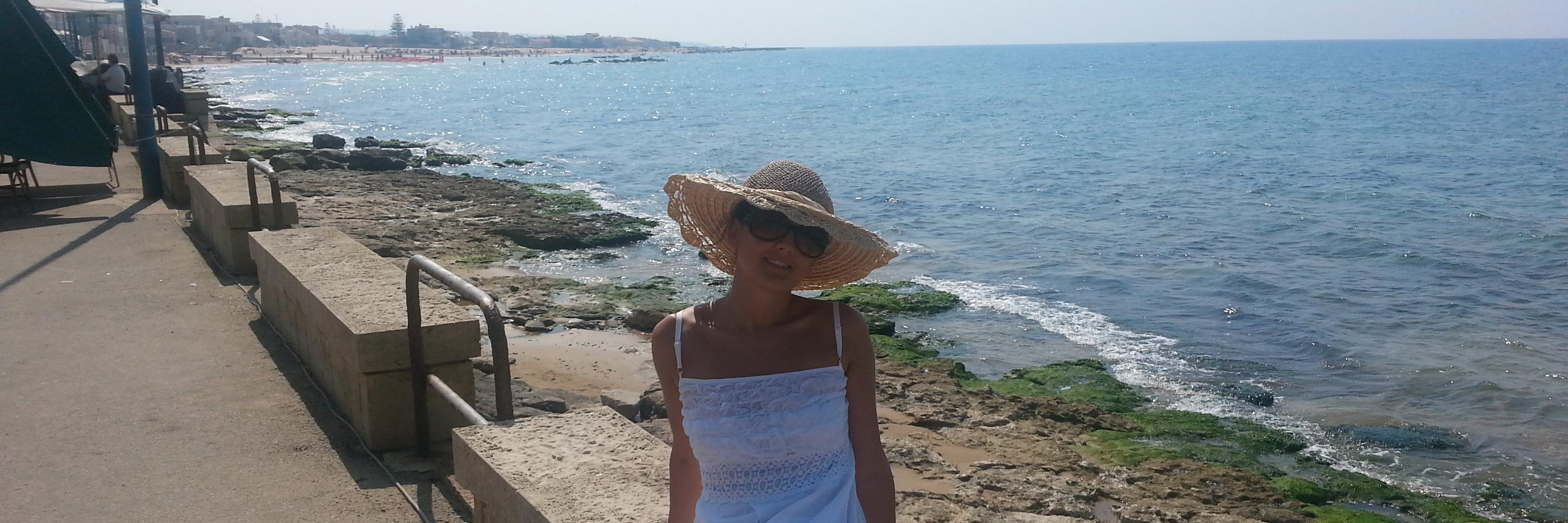 vale_danna's profile banner image