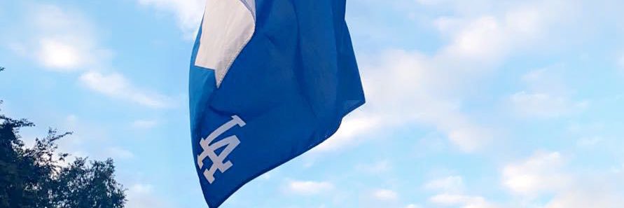 MustVee's profile banner image