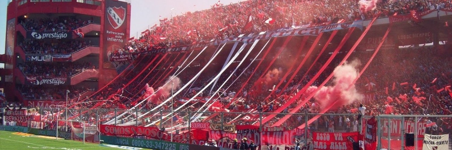 posteee11's profile banner image