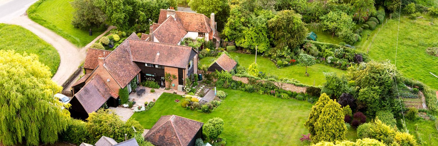 Distinct Property Consultants banner