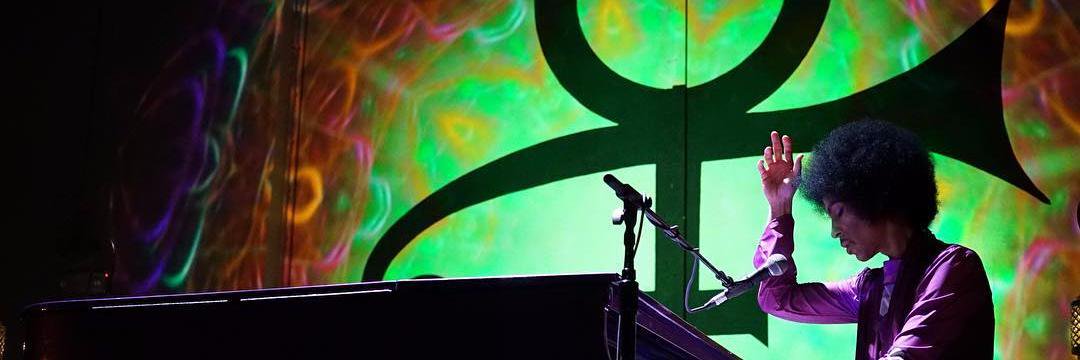 Alexandra Leaving banner