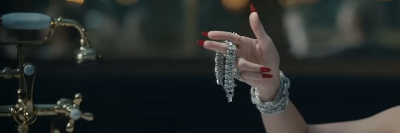alexaverae's profile banner image