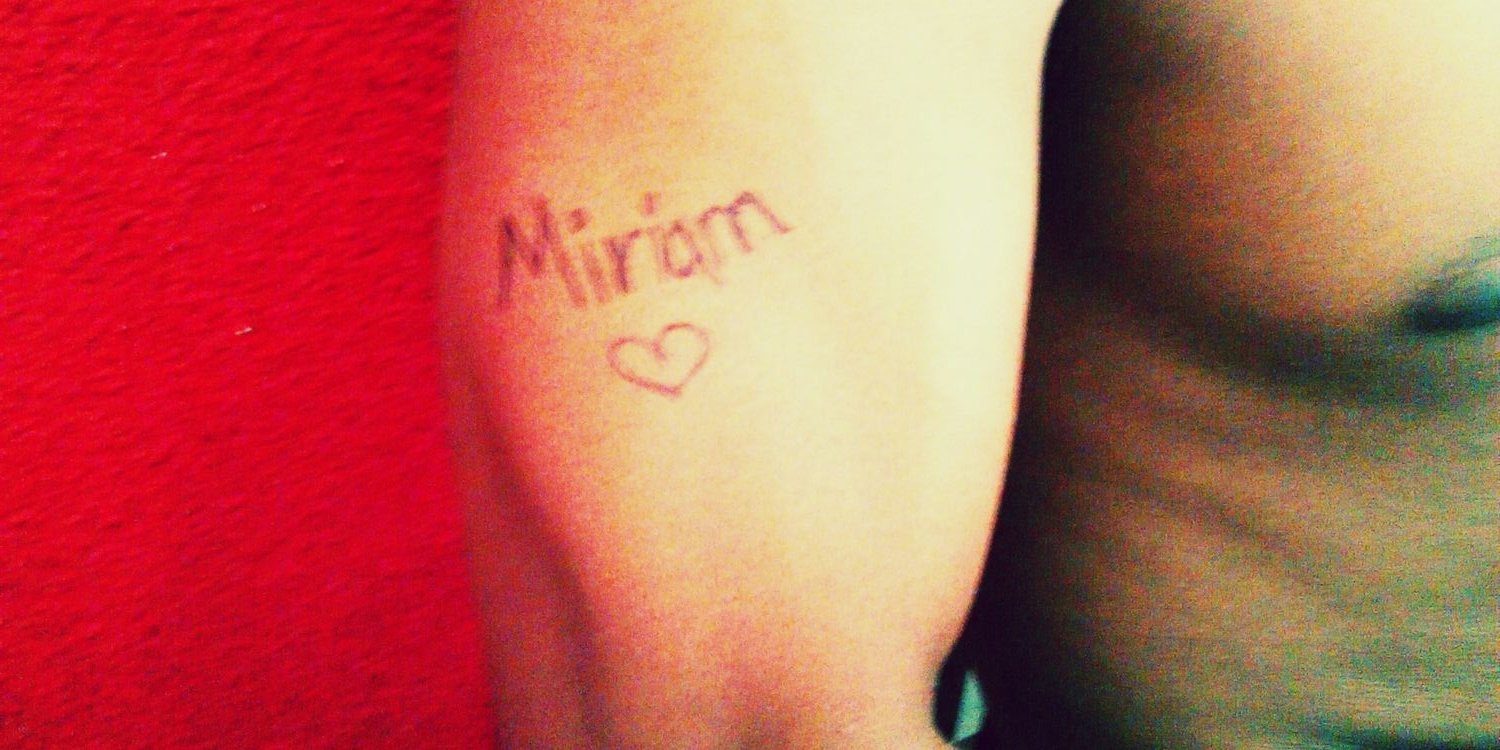 MiriaamE's profile banner image
