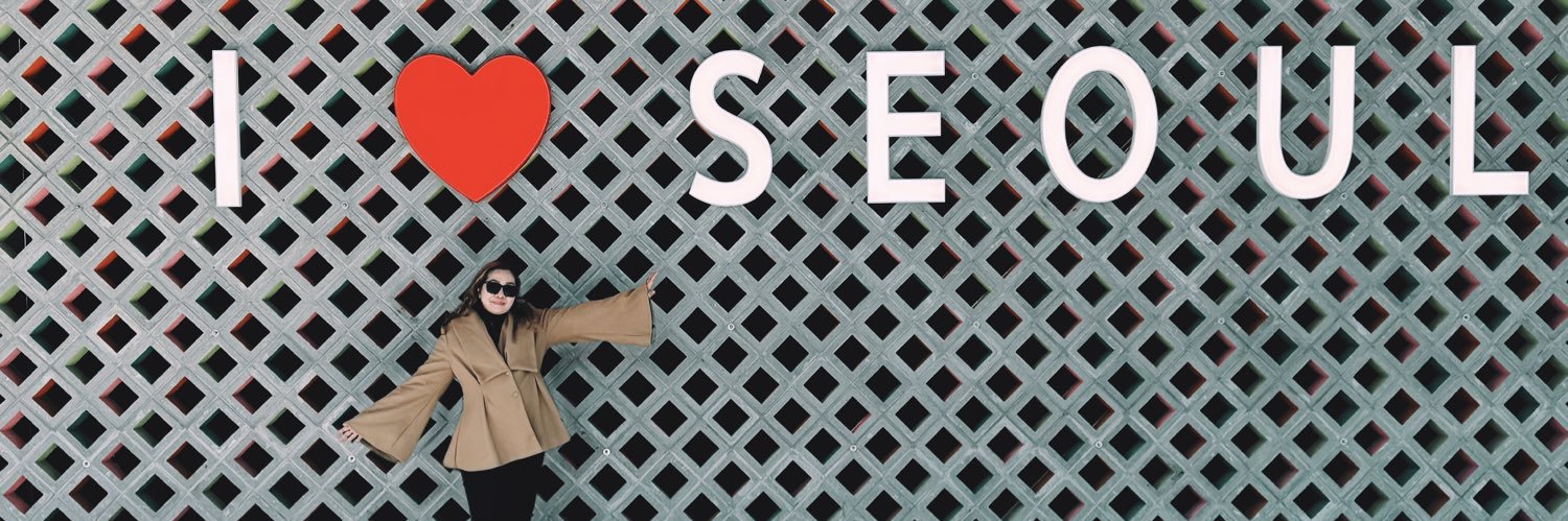 𝐂 banner