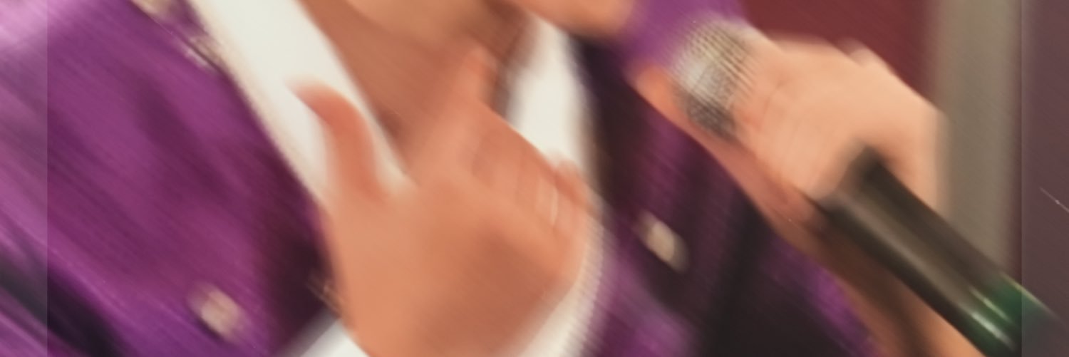 ixxysn's profile banner image