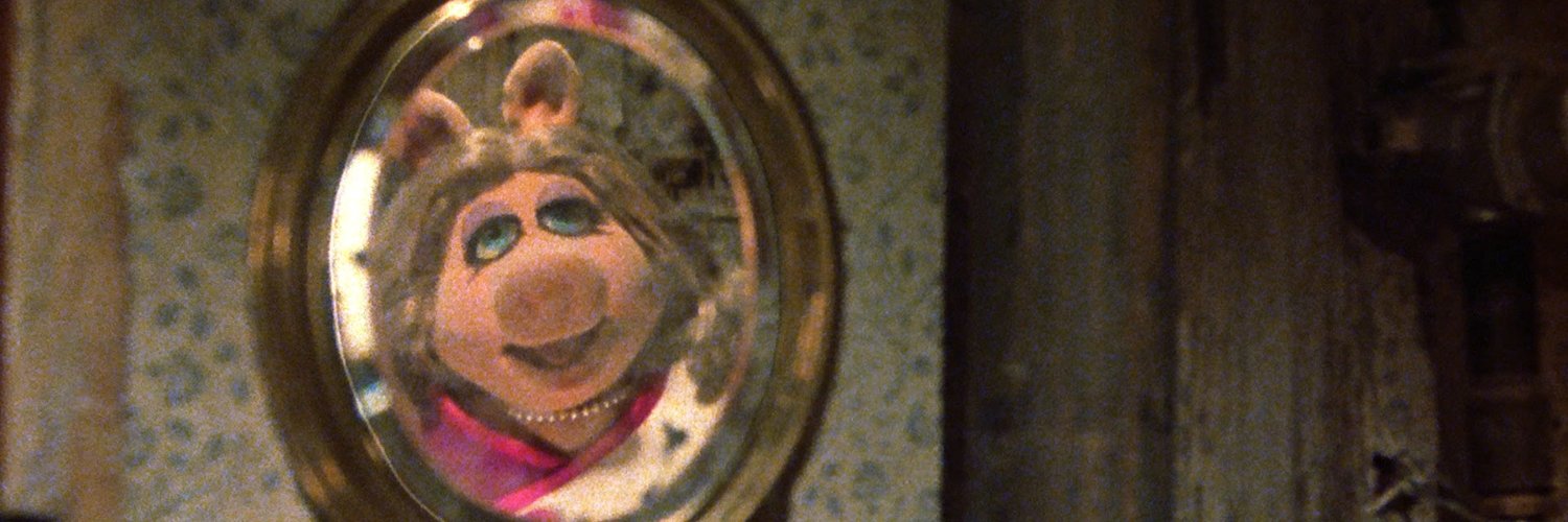 Nicole Bazuin banner