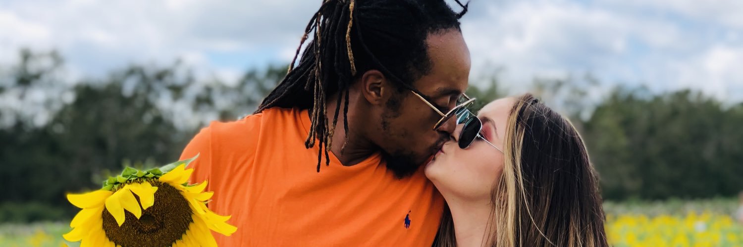 claraanneee's profile banner image