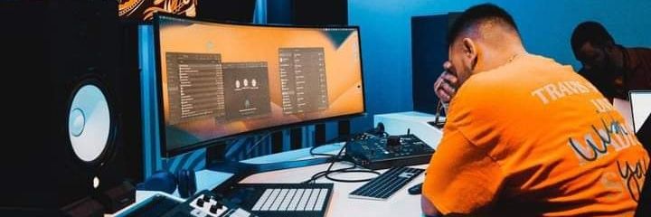 IRealSyd's profile banner image